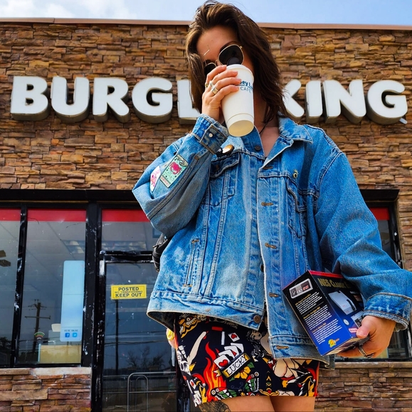 Meet your Posher, Hailey - Picture 5 of 8